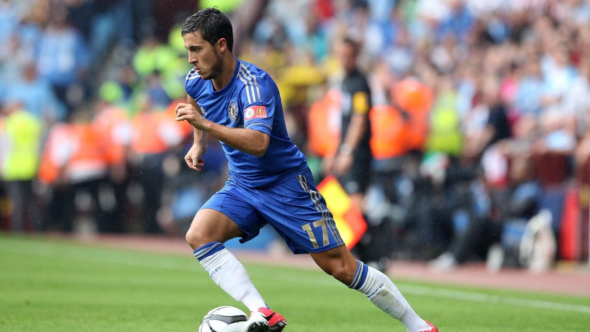 詹姆斯谈坚持训练背后动力来源，詹姆斯练力量